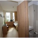 Motel Plus Berlin Hotell