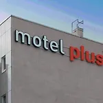 Motel Plus Berlin 3*