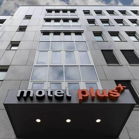 Motel Plus Berlin Berlín