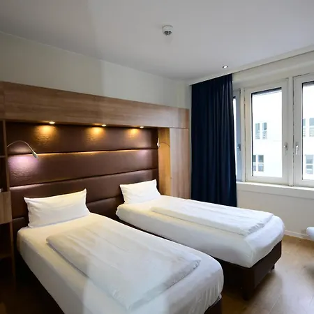 Motel Plus Berlin Берлин