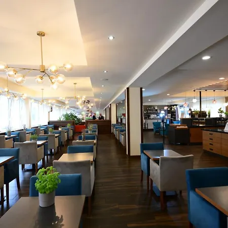 Motel Plus Berlin 3* Берлин