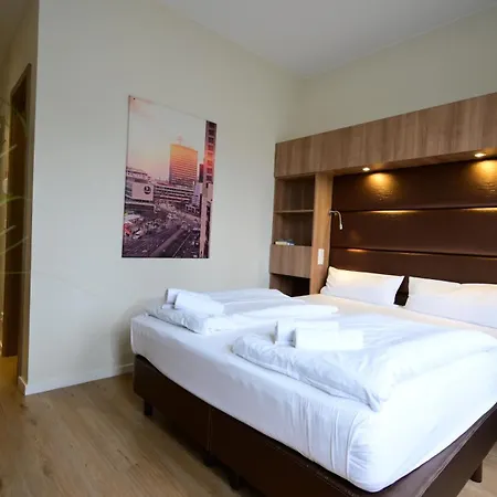 Motel Plus Berlin Berlín