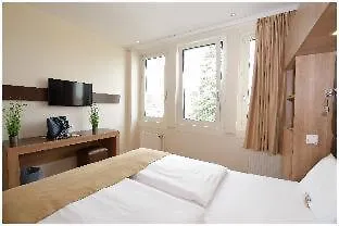 Hotell Motel Plus Berlin 3*