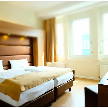 Отель Motel Plus Berlin 3*
