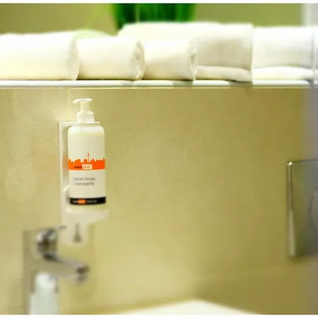 Motel Plus Berlin Берлин