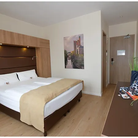 Motel Plus Berlin Отель 3*