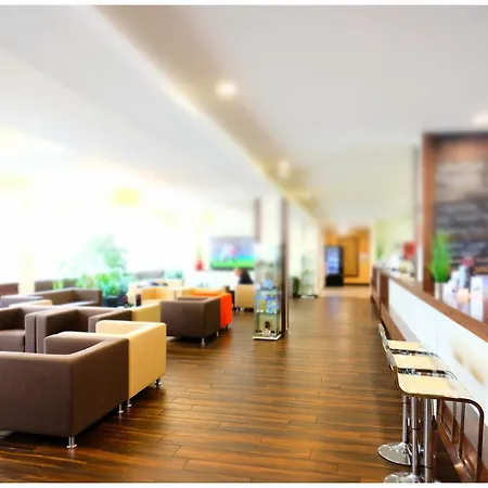 Motel Plus Berlin Берлин