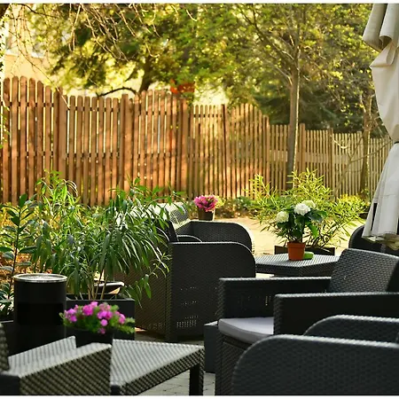 Motel Plus Berlin 3* Берлин