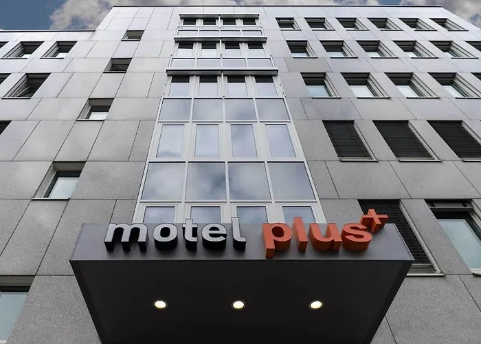 Motel Plus Berlin Berlín