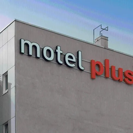 Motel Plus Berlin 3*