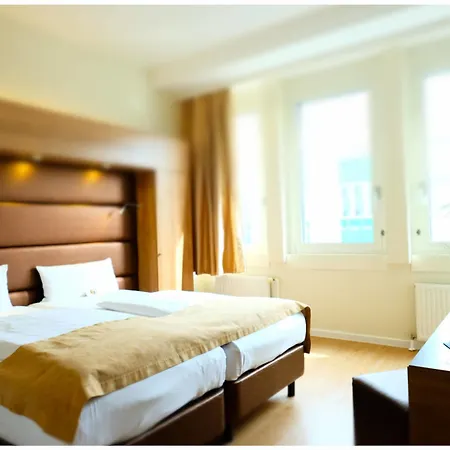 Motel Plus Berlin Hotel