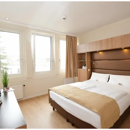 Motel Plus Berlin Hotel 3*