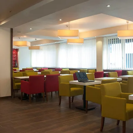 Motel Plus Berlin Hotel 3*